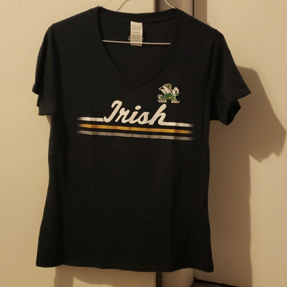Notre Dame tshirt, size L, nwot